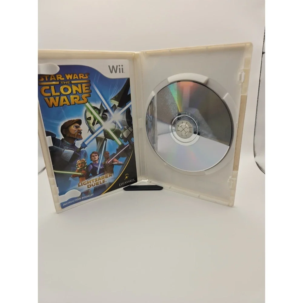 Star Wars: The Clone Wars - Lightsaber Duels (Nintendo Wii, 2008)